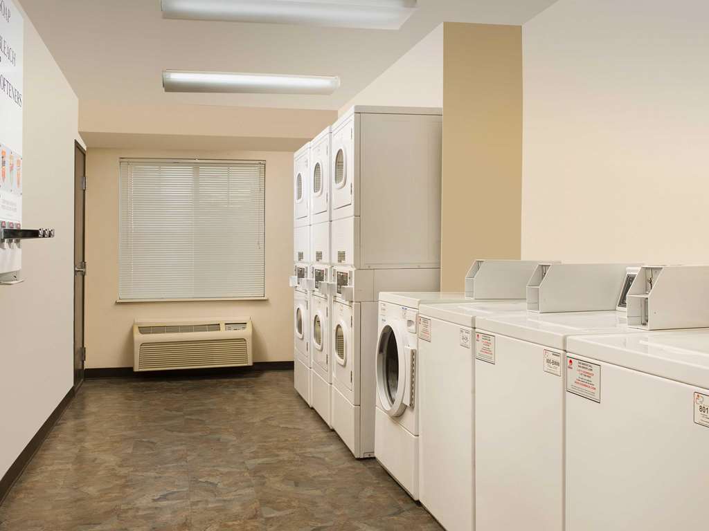 Woodspring Suites Ankeny Des Moines מתקנים תמונה